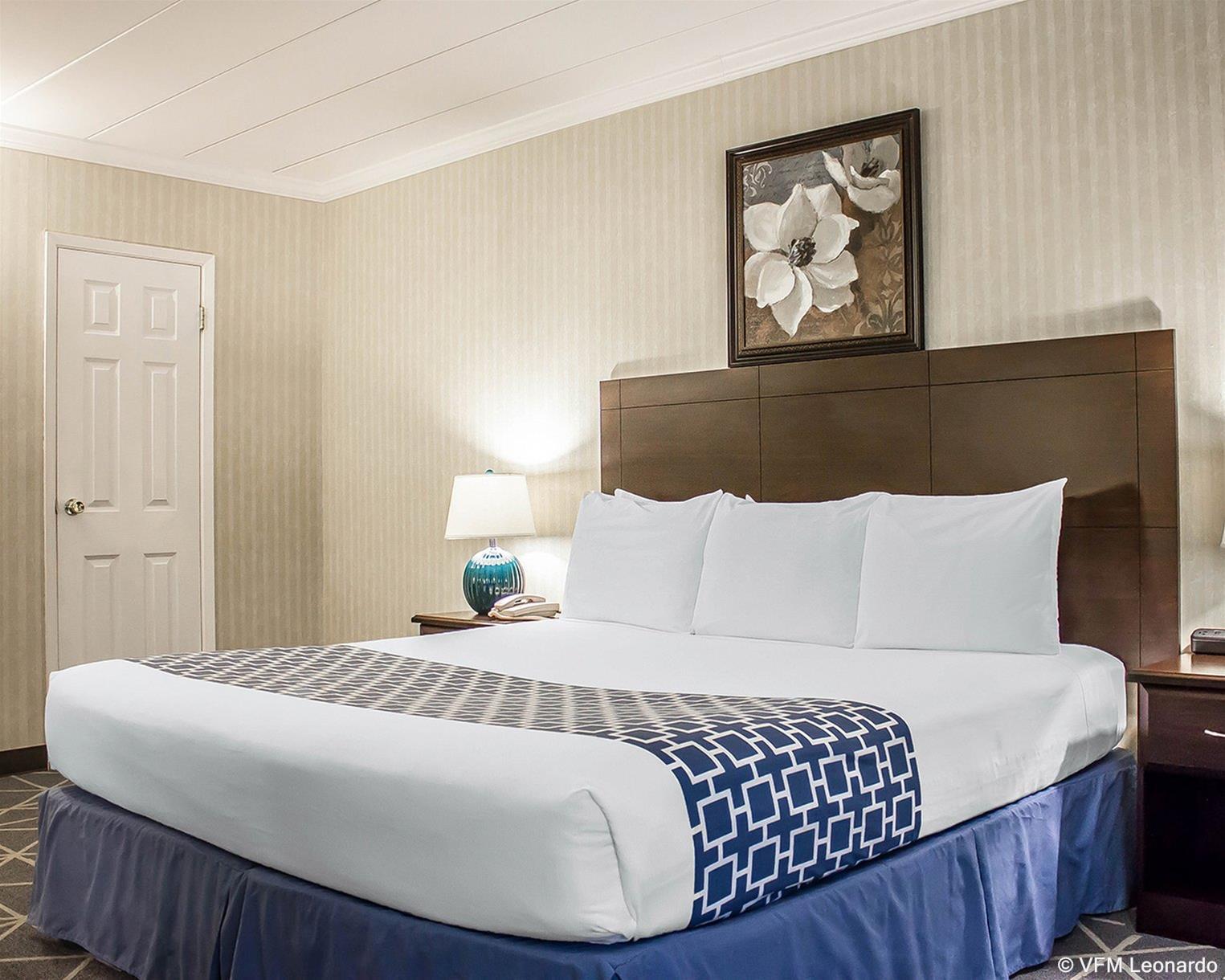 Econo Lodge Hicksville Luaran gambar