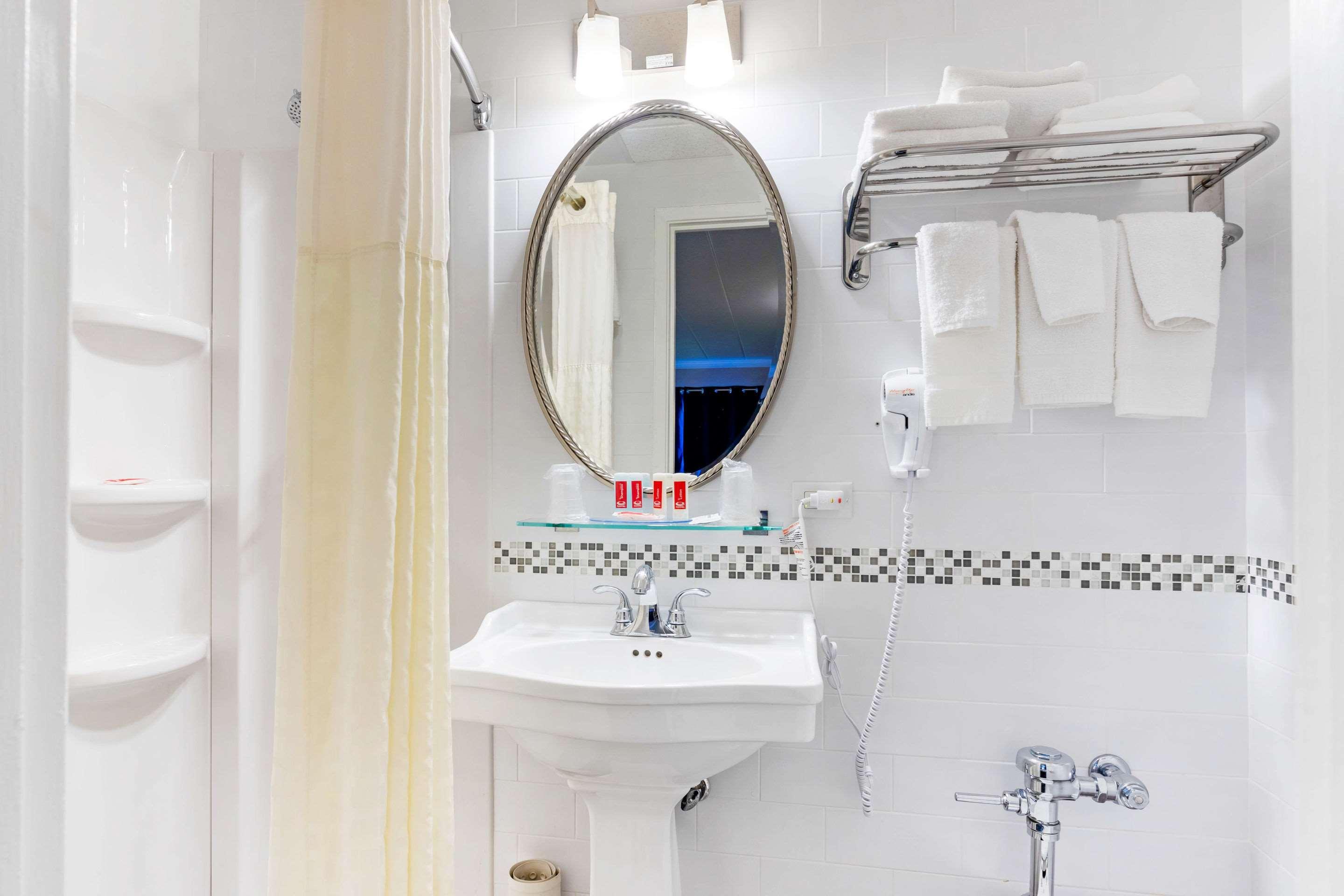 Econo Lodge Hicksville Luaran gambar