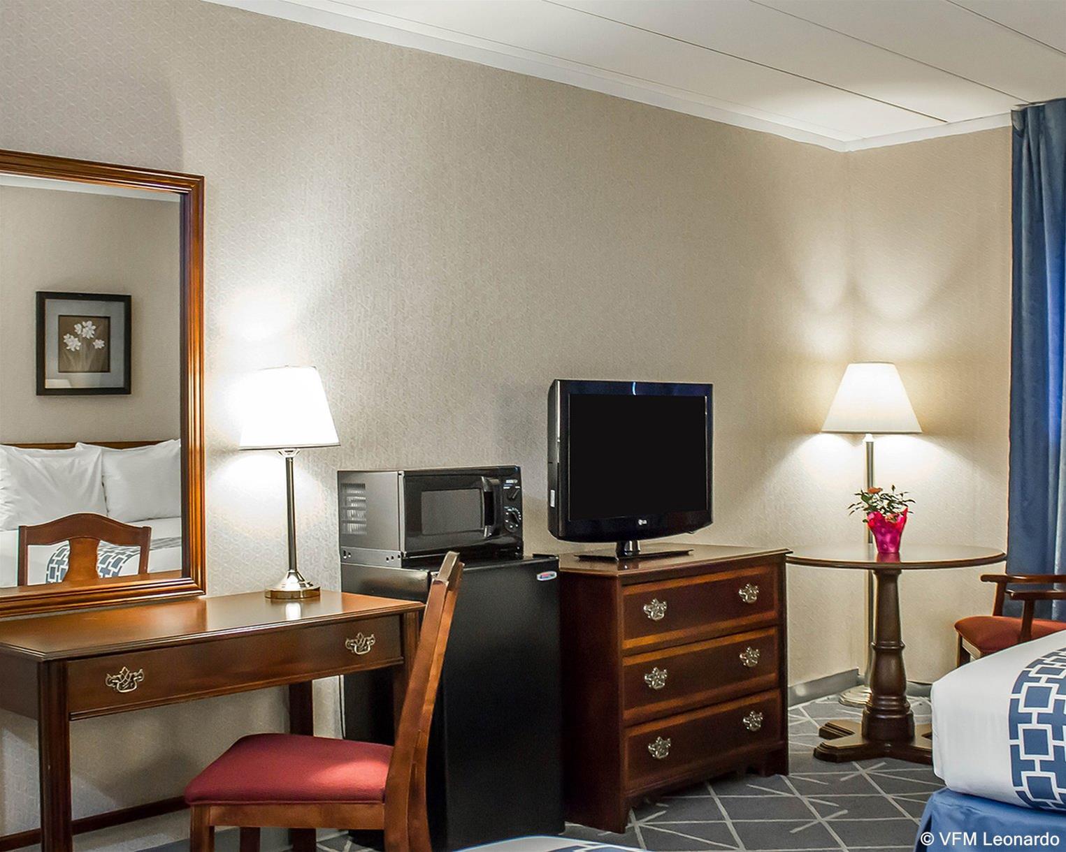 Econo Lodge Hicksville Luaran gambar