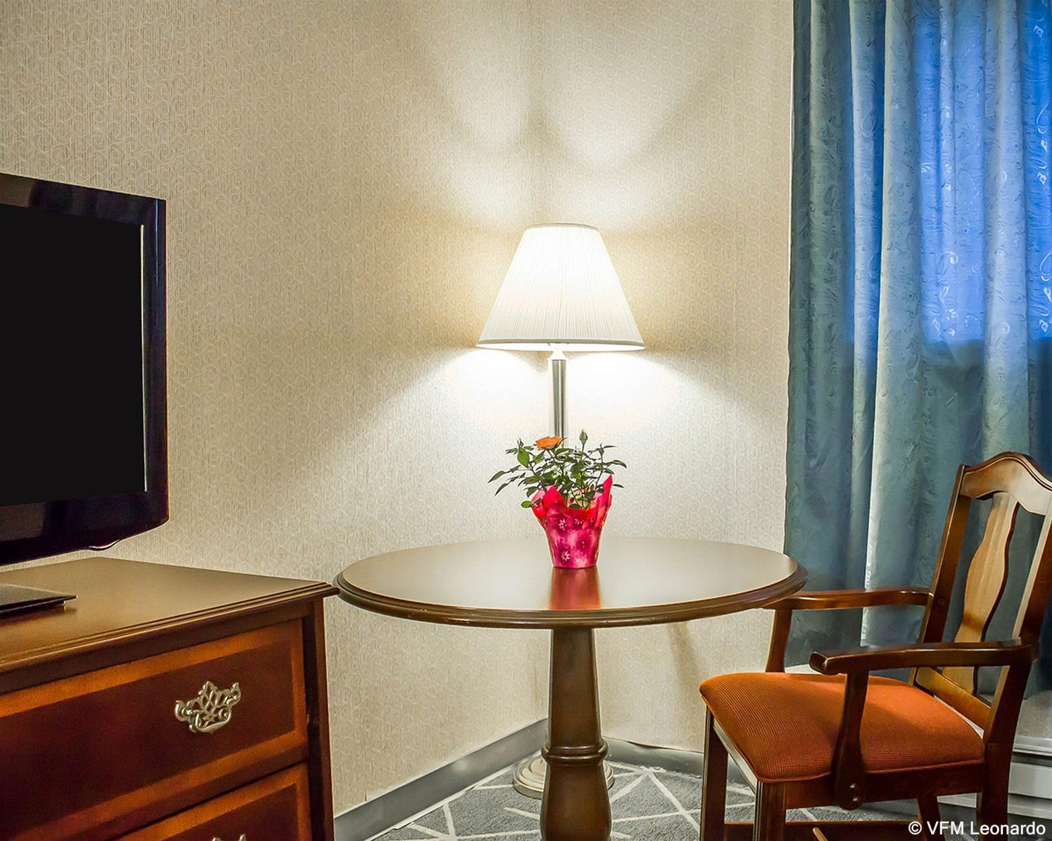 Econo Lodge Hicksville Luaran gambar
