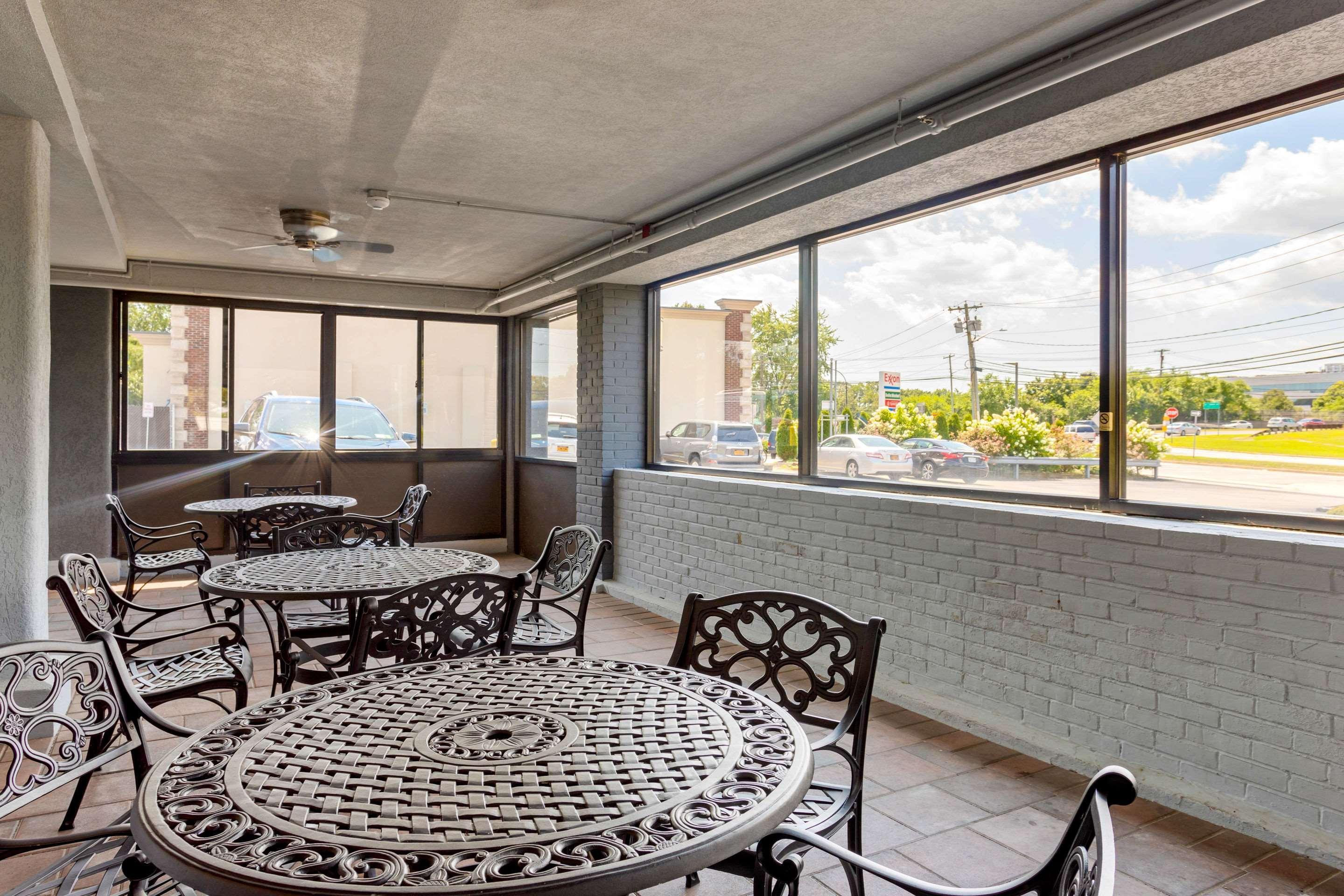 Econo Lodge Hicksville Luaran gambar
