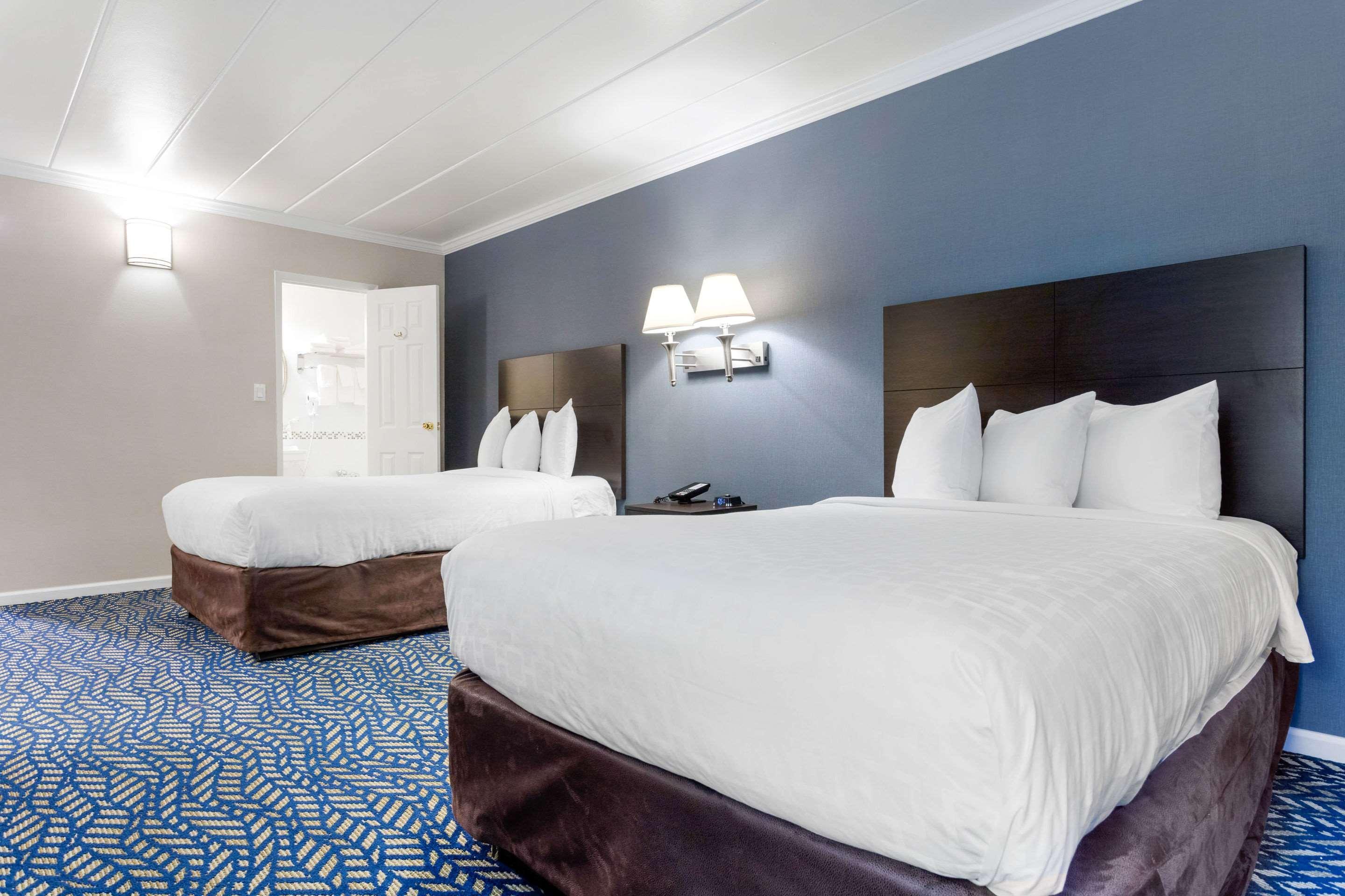 Econo Lodge Hicksville Luaran gambar